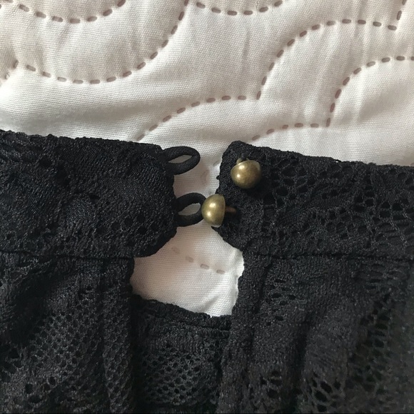 Black Halter Top Lace Dress - Picture 4 of 5